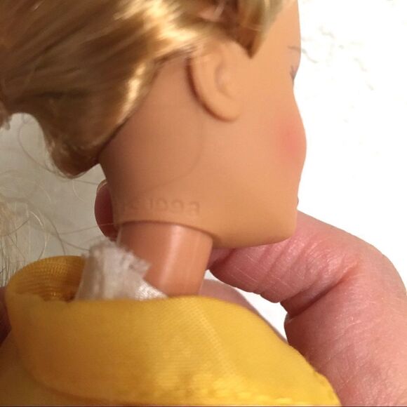 Vintage 1998 Barbie doll in Easter dress & jacket - Picture 10 of 10